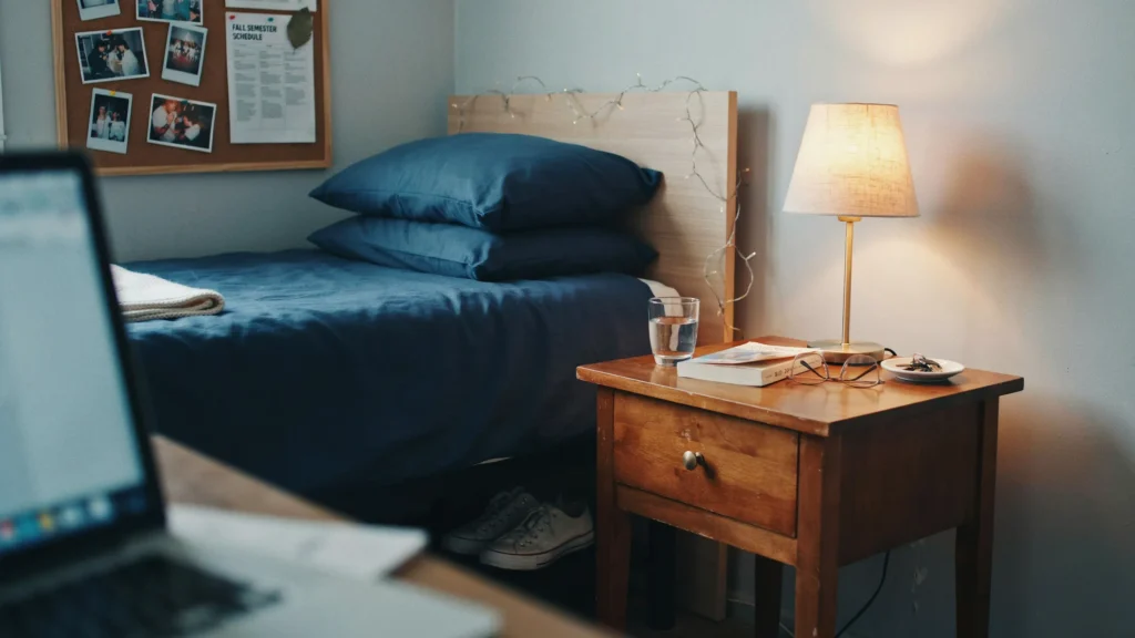 17. Mini Table Lamp